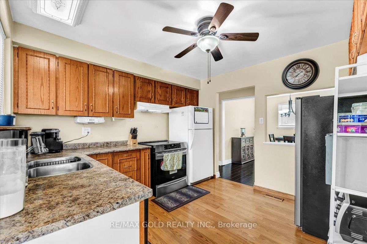 Detached House for sale at 53 Dorchester Drive, Brampton, Ontario, L6T 3E2 - Southgate - MLS: W12975374