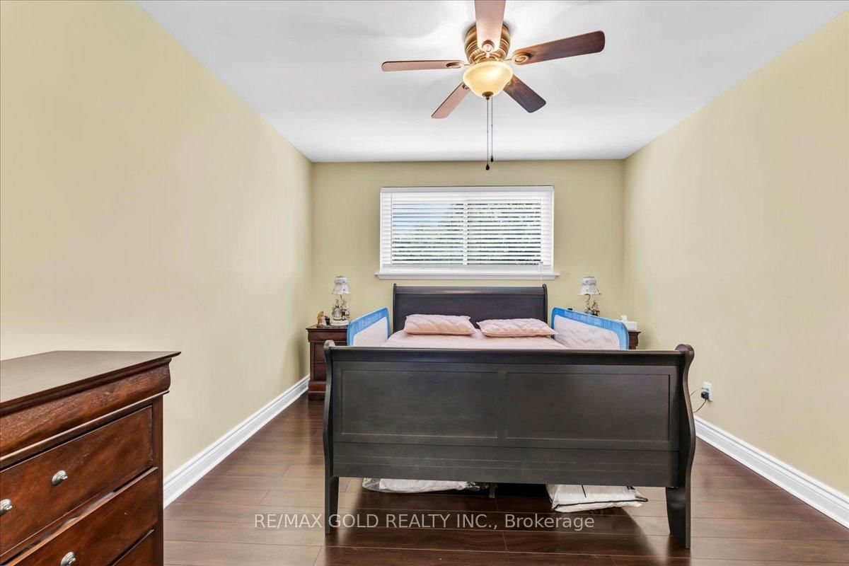 Detached House for sale at 53 Dorchester Drive, Brampton, Ontario, L6T 3E2 - Southgate - MLS: W12975374