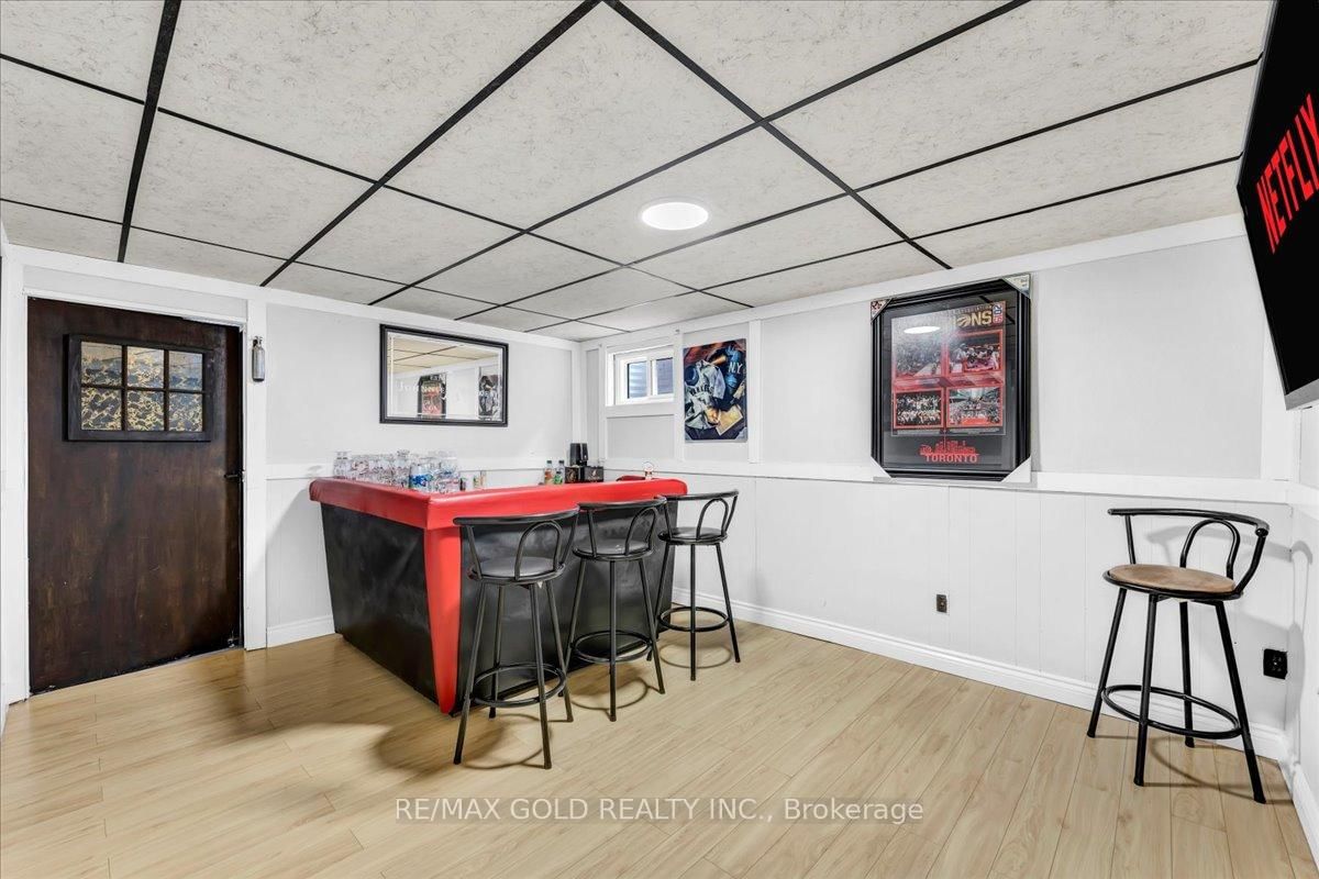 Detached House for sale at 53 Dorchester Drive, Brampton, Ontario, L6T 3E2 - Southgate - MLS: W12975374