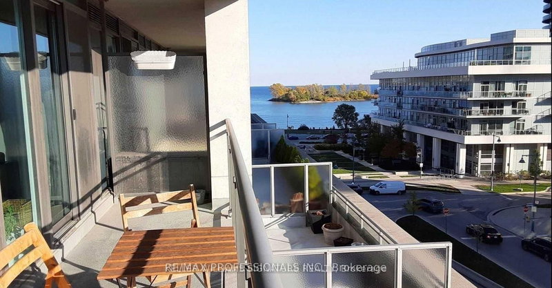 home for lease on 616-2121 Lake Shore Boulevard W