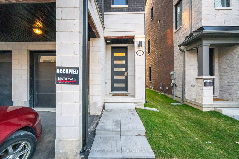 5925 Saigon St, Mississauga, L5V 2V9 | Image 2