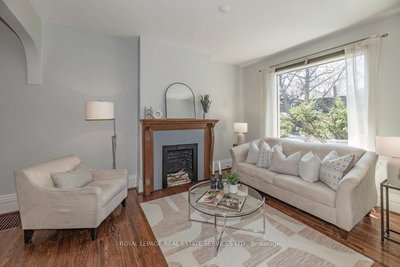 601 Beresford Avenue, Toronto, Ontario image-0-4