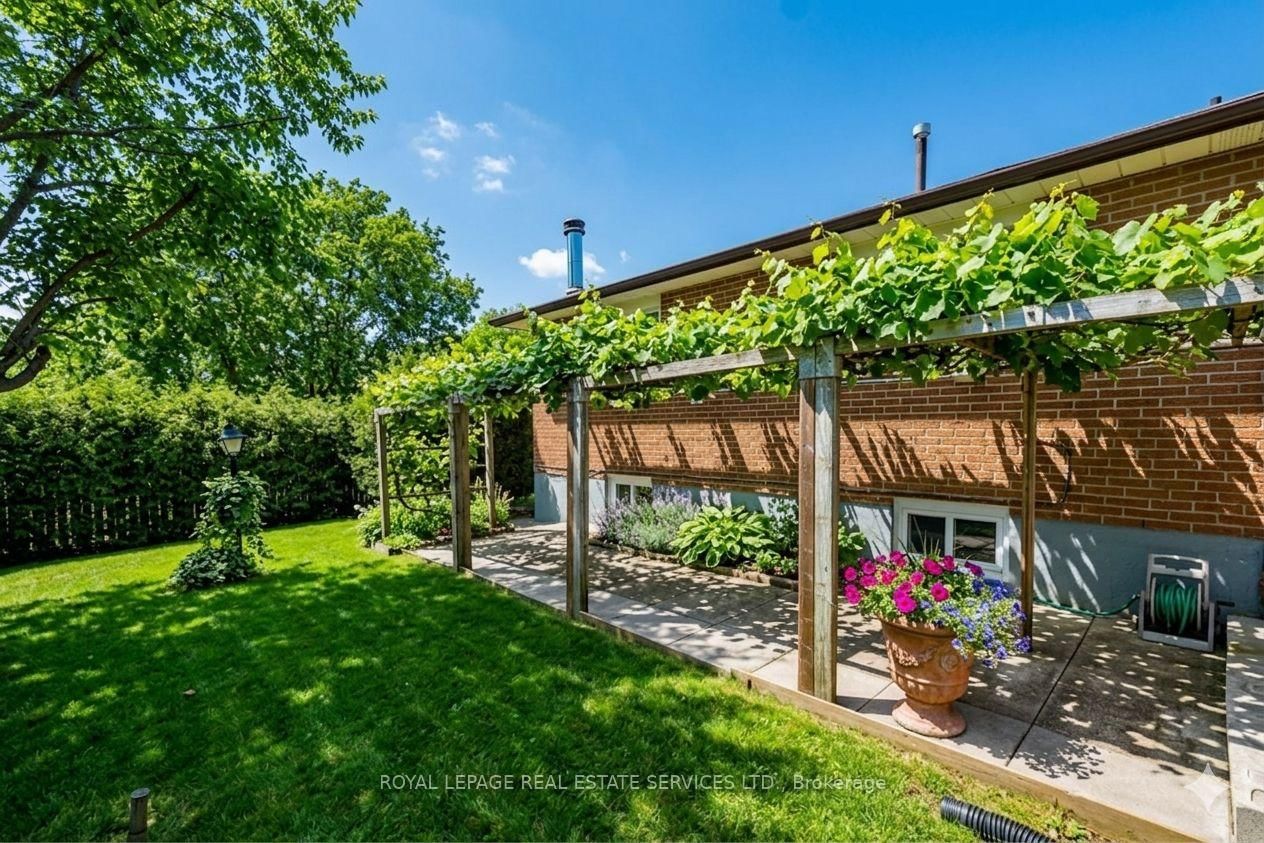 Semi-Detached House for sale at 1 Reeve Road, Brampton, Ontario, L6X 2M8 - Brampton West - MLS: W12975488