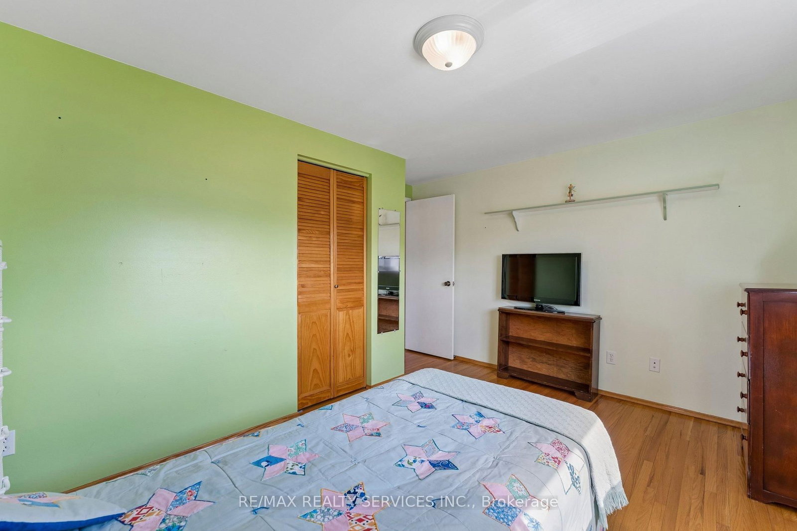 Detached House for sale at 21 Willis Drive, Brampton, Ontario, L6W 1A8 - Brampton East - MLS: W12975496