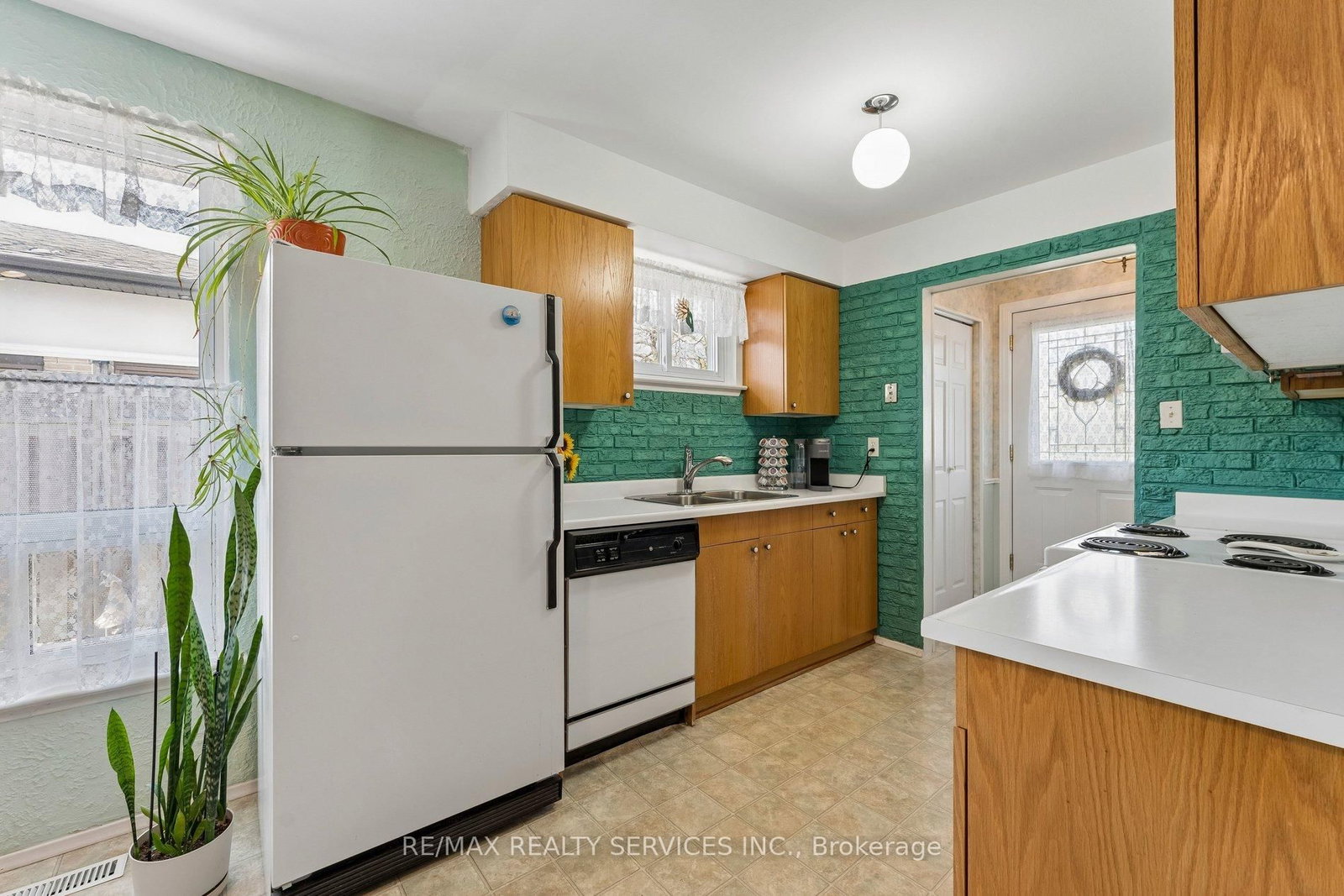 Detached House for sale at 21 Willis Drive, Brampton, Ontario, L6W 1A8 - Brampton East - MLS: W12975496