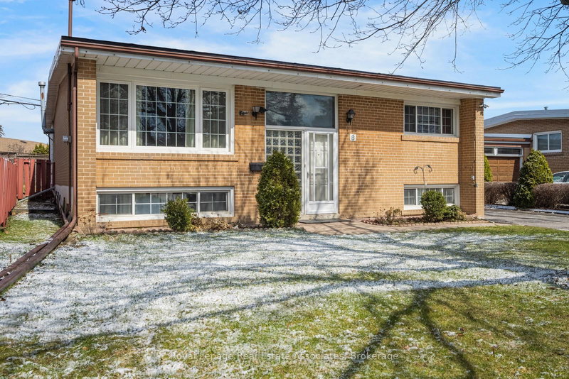 8 Caulfield Rd, Toronto, M9W 1W8 | Image 3