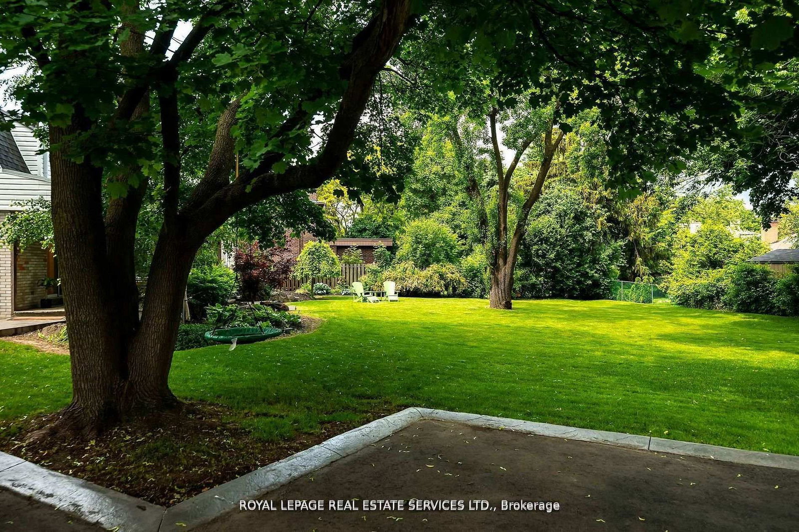 Detached House for sale at 5 Pine Ridge Lane, Brampton, Ontario, L6W 1G6 - Brampton East - MLS: W12975524