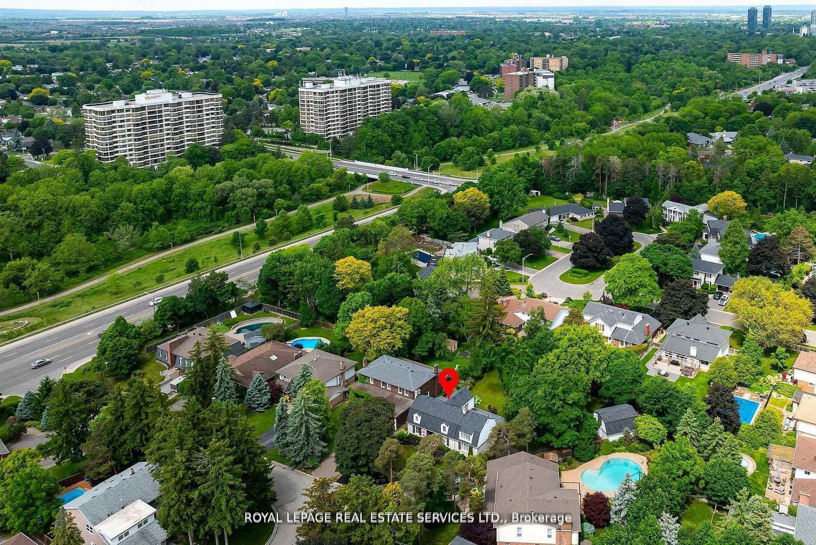 Detached House for sale at 5 Pine Ridge Lane, Brampton, Ontario, L6W 1G6 - Brampton East - MLS: W12975524