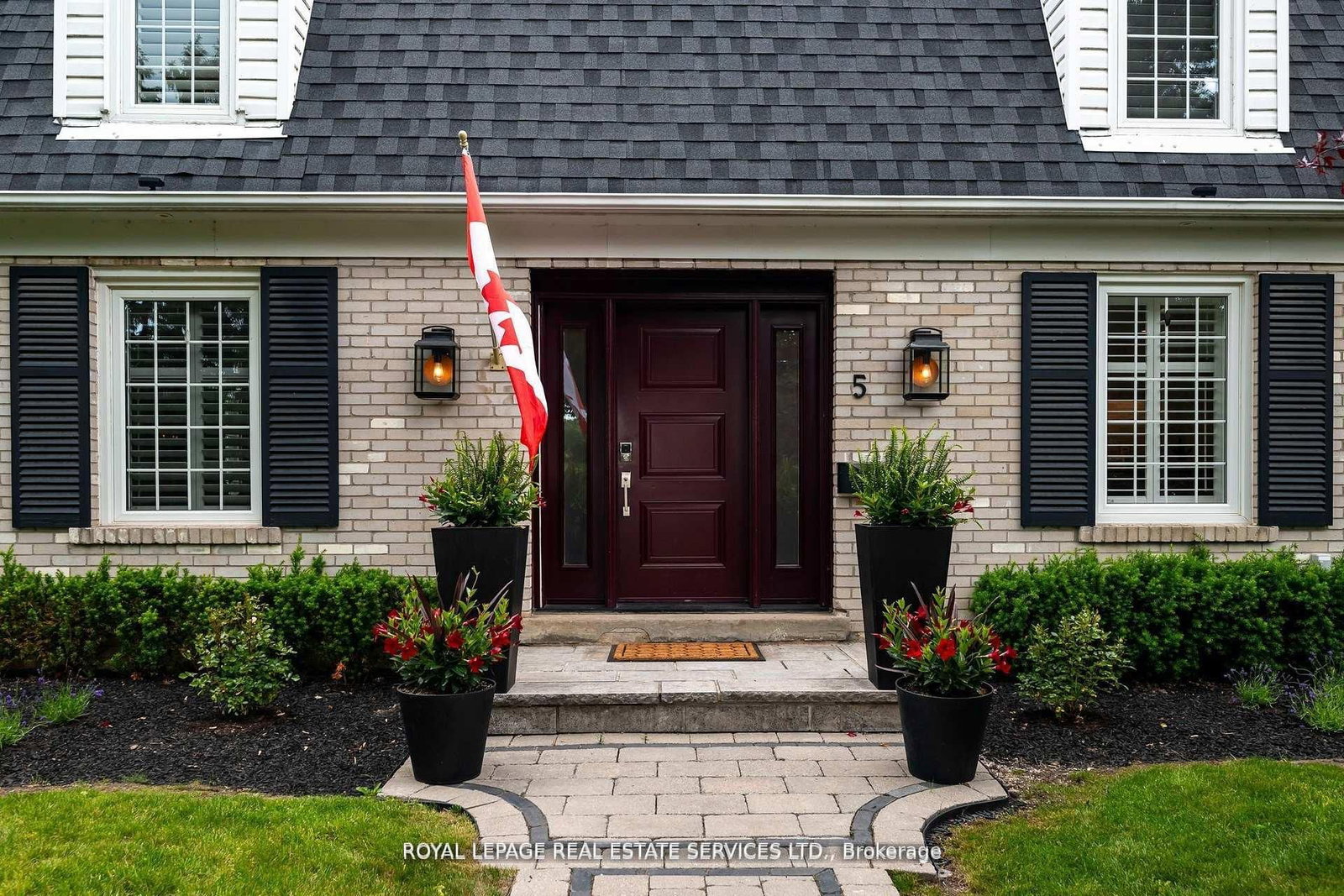 Detached House for sale at 5 Pine Ridge Lane, Brampton, Ontario, L6W 1G6 - Brampton East - MLS: W12975524