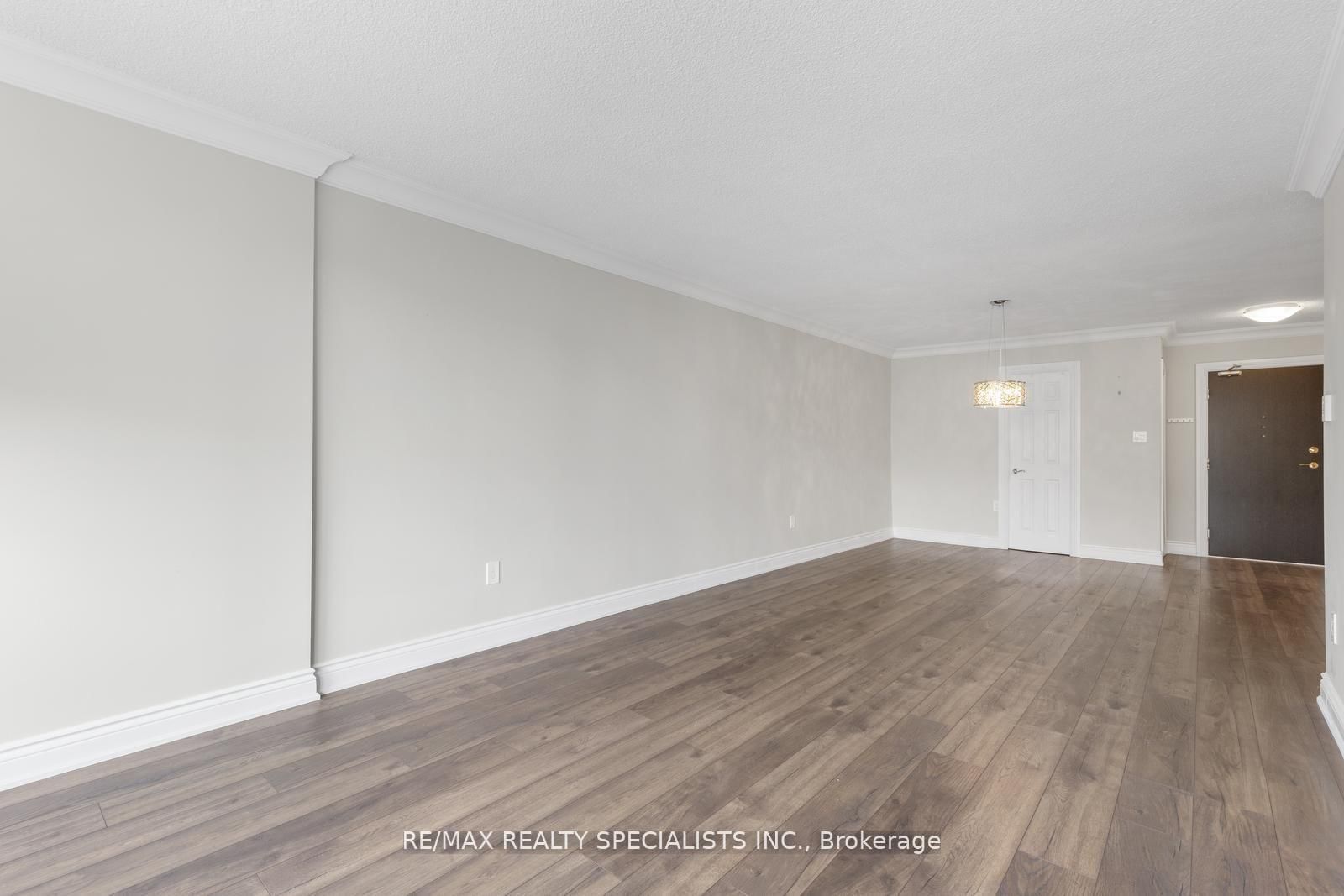 820 Burnhamthorpe Road, Unit 803 - Photo 18