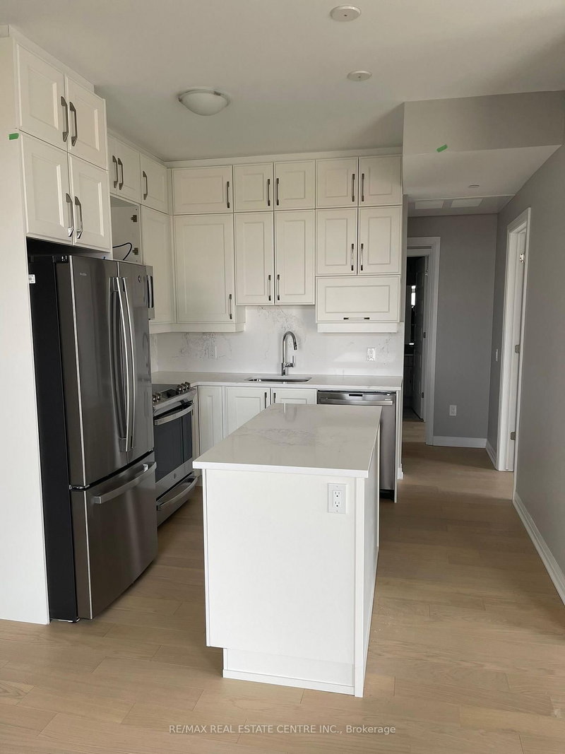 401 - 460 Gordon Krantz Ave, Milton, L9E 1Z2 | Image 3