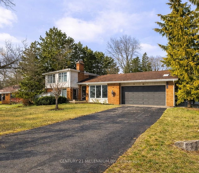 1659 Hawthorn Avenue