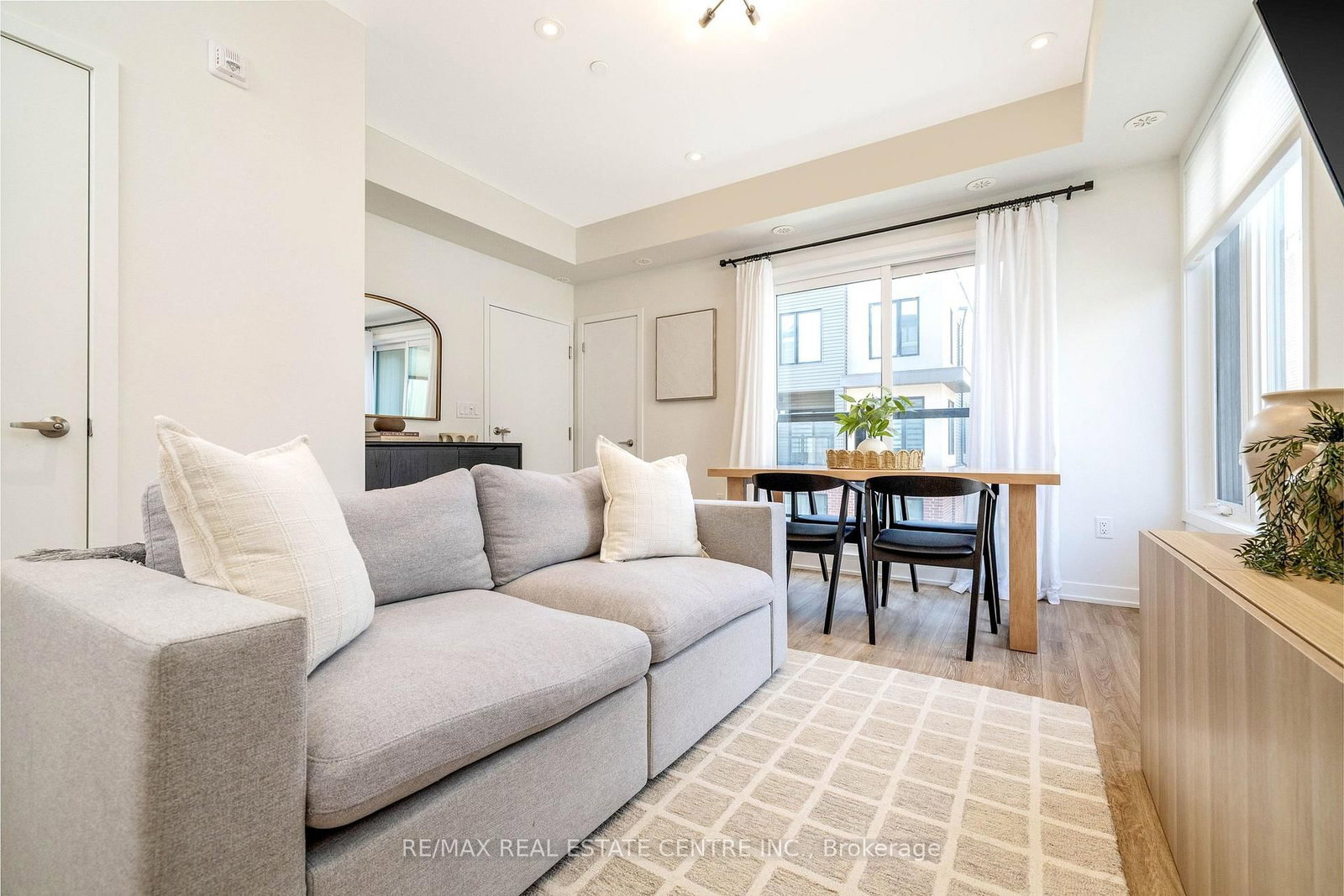 3409 Ridgeway Drive, Unit 18 - Photo 11