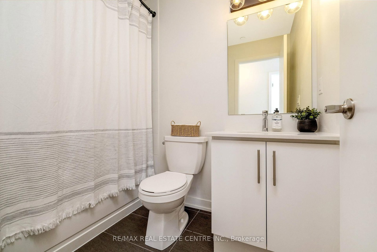 3409 Ridgeway Drive, Unit 18 - Photo 28