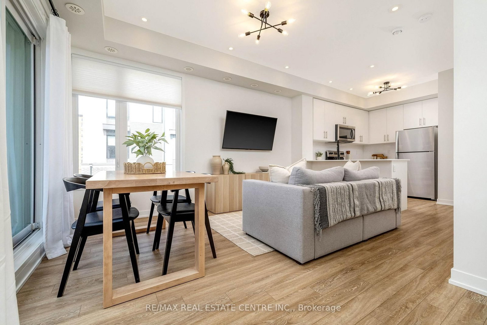 3409 Ridgeway Drive, Unit 18 - Photo 7