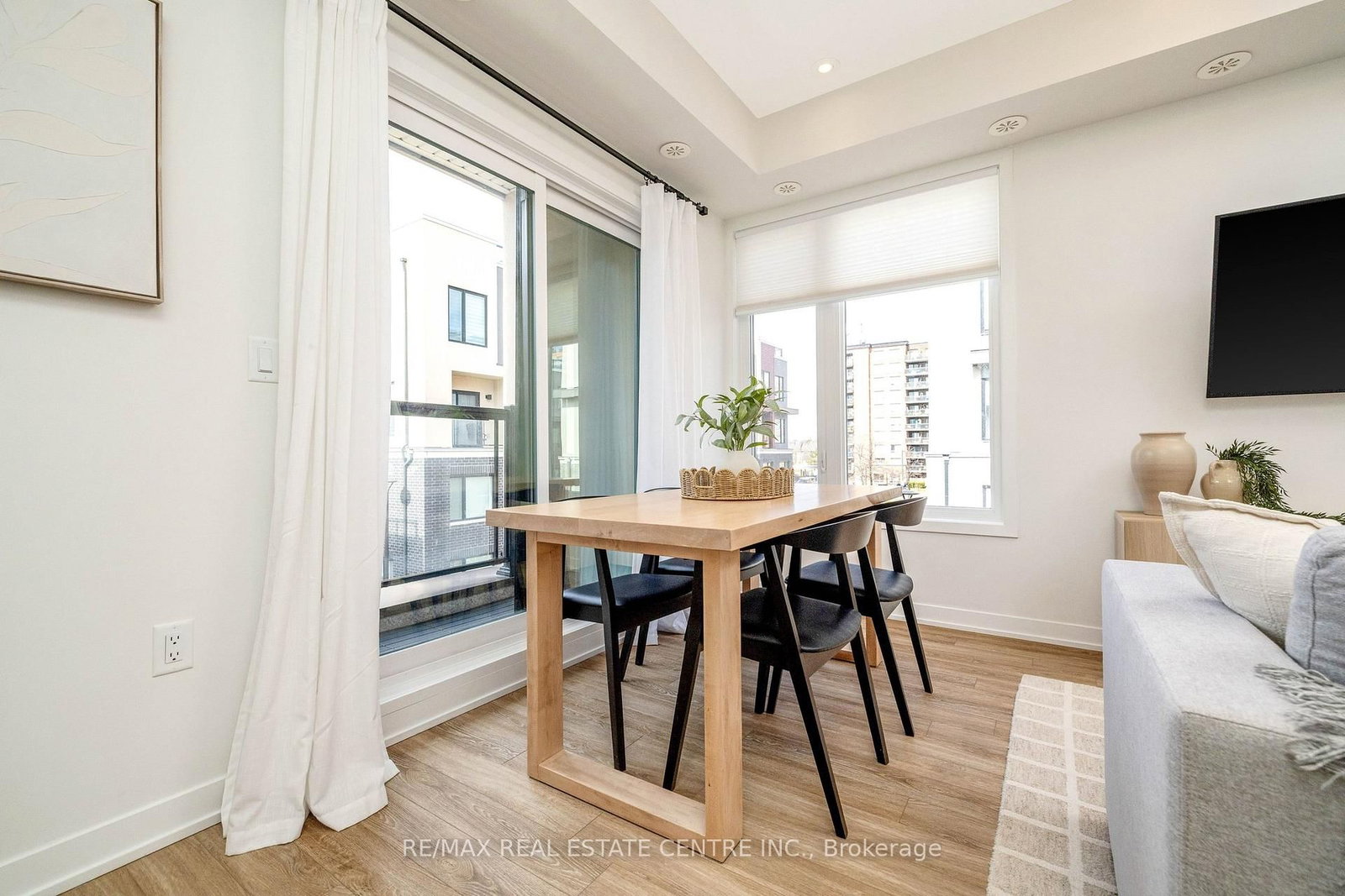 3409 Ridgeway Drive, Unit 18 - Photo 8