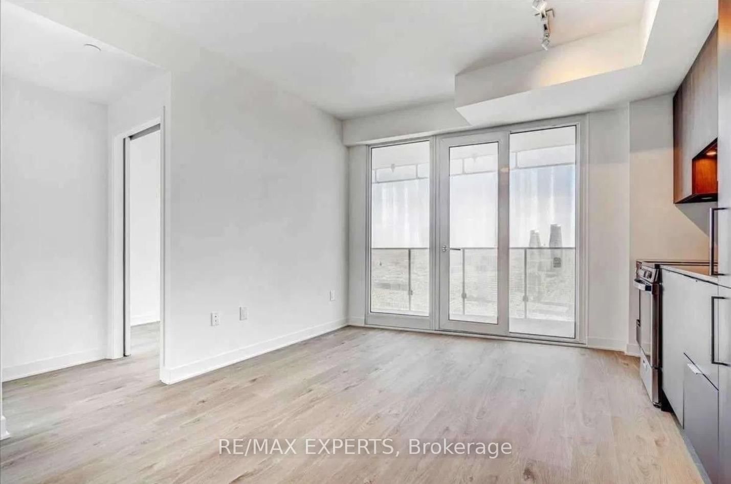 3900 Confederation Parkway • #2710 • Mississauga, ON photo 7
