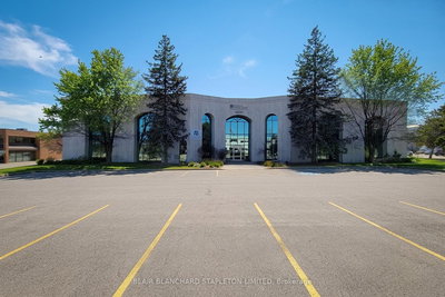 200&202 - 3430 South Service Rd | Burlington | Image