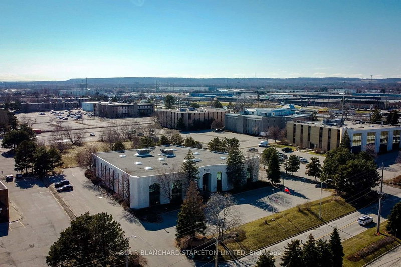 202 - 3430 South Service Rd, Burlington, L7N 3T9 | Image 3