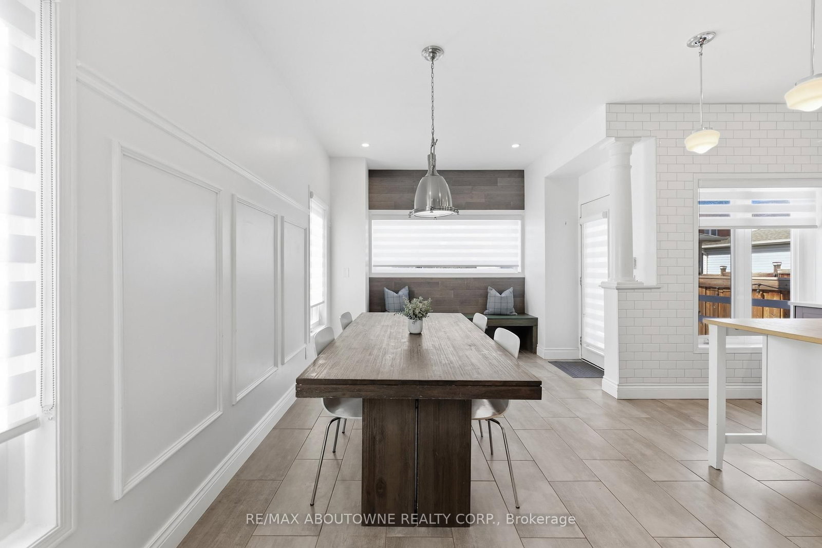 Detached House for sale at 2665 Castle Hill Crescent, Oakville, Ontario, L6H 6J1 - River Oaks - MLS: W12976132