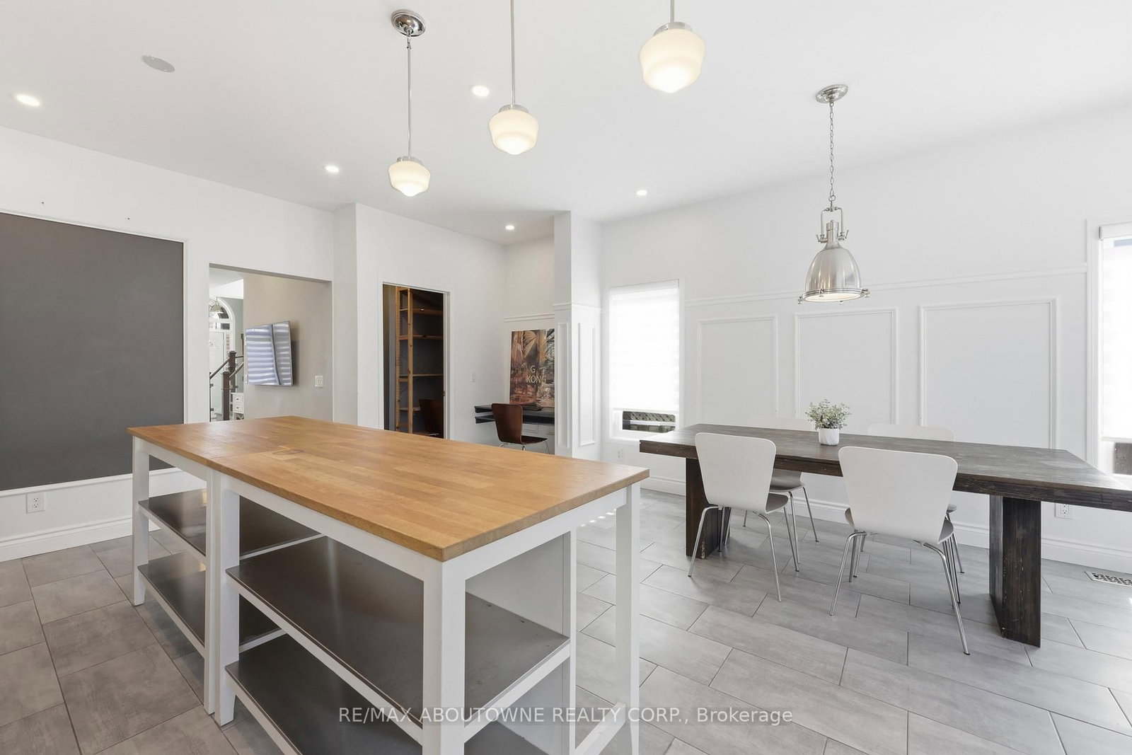 Detached House for sale at 2665 Castle Hill Crescent, Oakville, Ontario, L6H 6J1 - River Oaks - MLS: W12976132