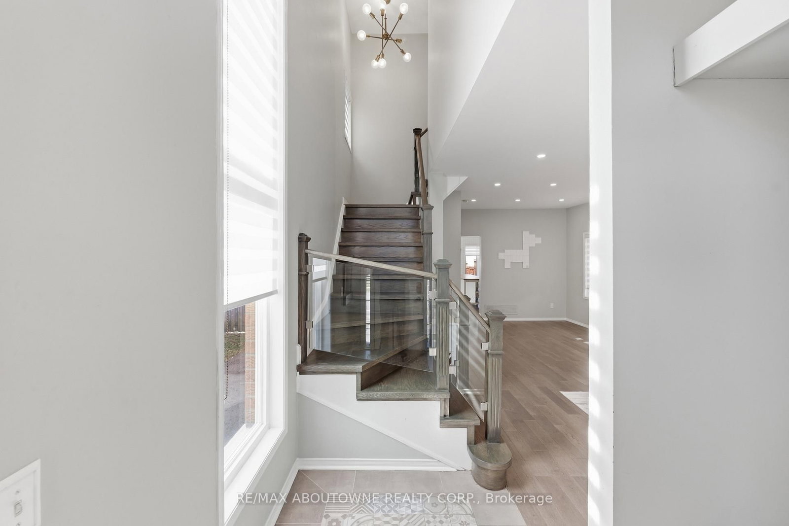 Detached House for sale at 2665 Castle Hill Crescent, Oakville, Ontario, L6H 6J1 - River Oaks - MLS: W12976132