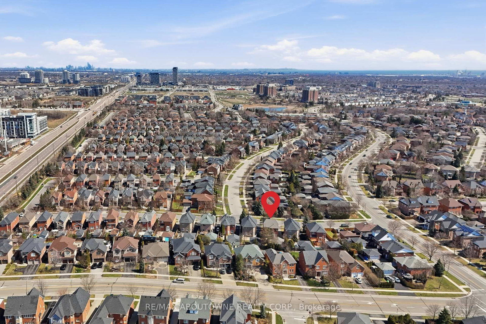 Detached House for sale at 2665 Castle Hill Crescent, Oakville, Ontario, L6H 6J1 - River Oaks - MLS: W12976132