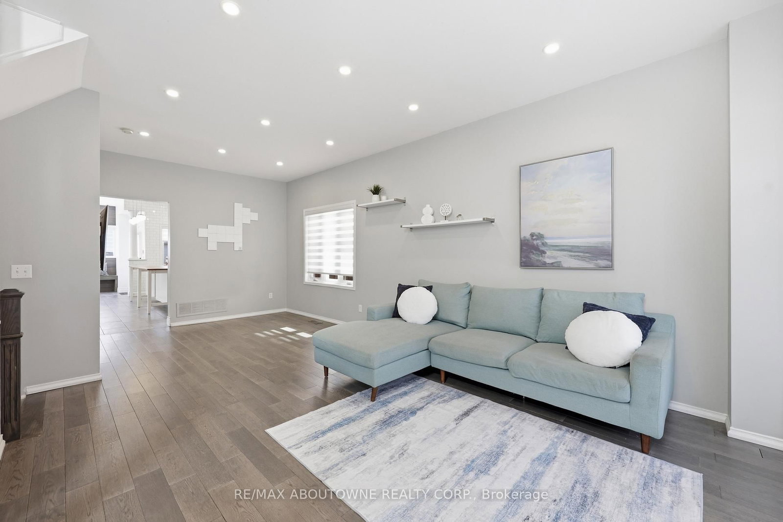 Detached House for sale at 2665 Castle Hill Crescent, Oakville, Ontario, L6H 6J1 - River Oaks - MLS: W12976132