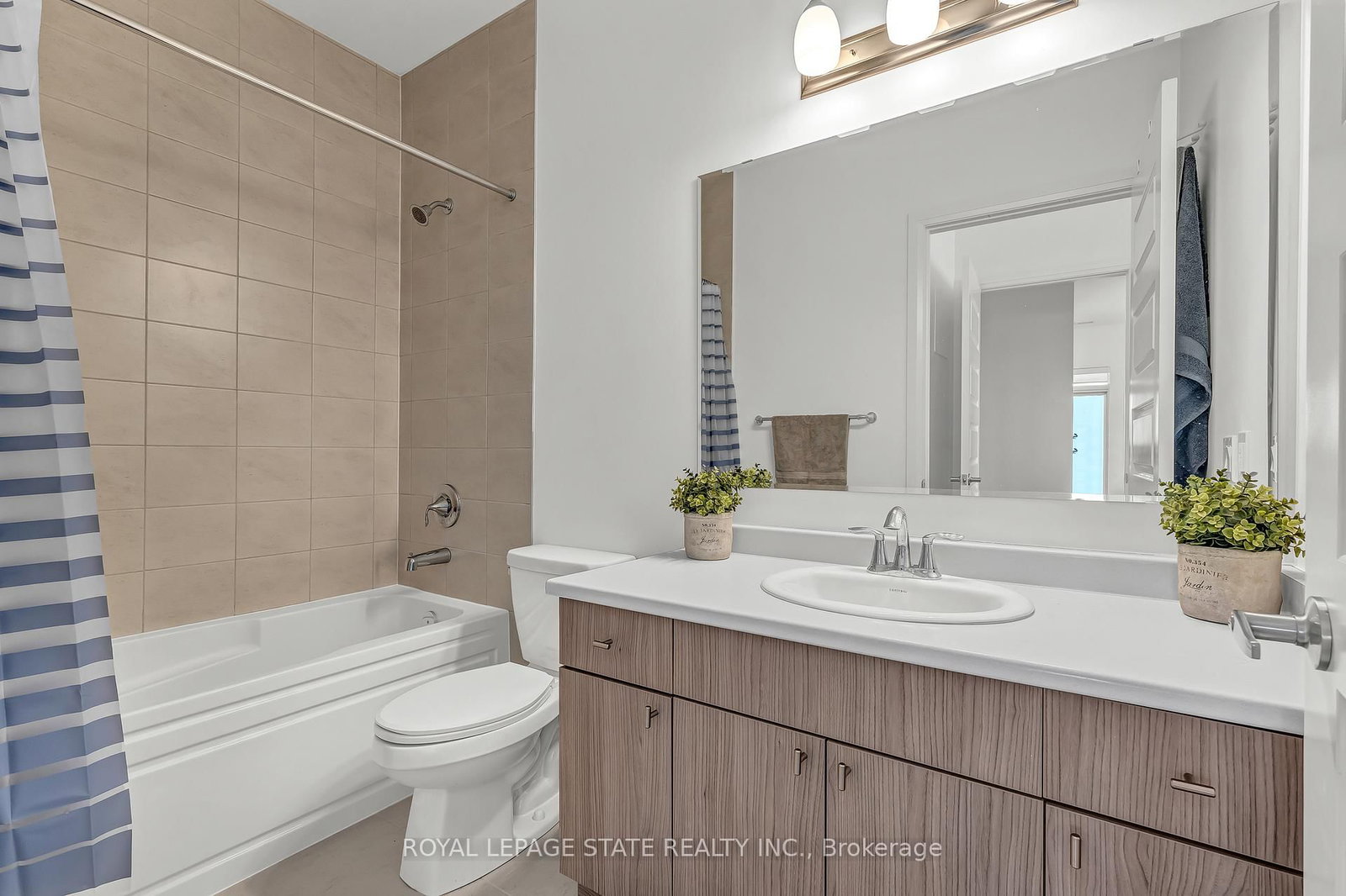 Condo for sale at 601-460 Gordon Krantz Avenue, Milton, Ontario, L9T 1Z2 - Walker - MLS: W12976150