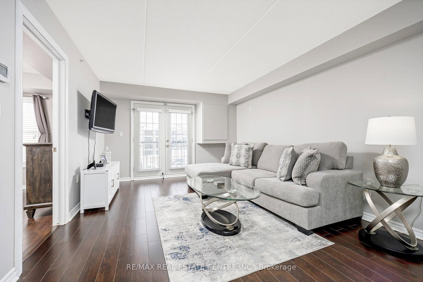 Condo for sale at 304-1360 Main Street, Milton, Ontario, L9T 7S5 - Dempsey - MLS: W12976160