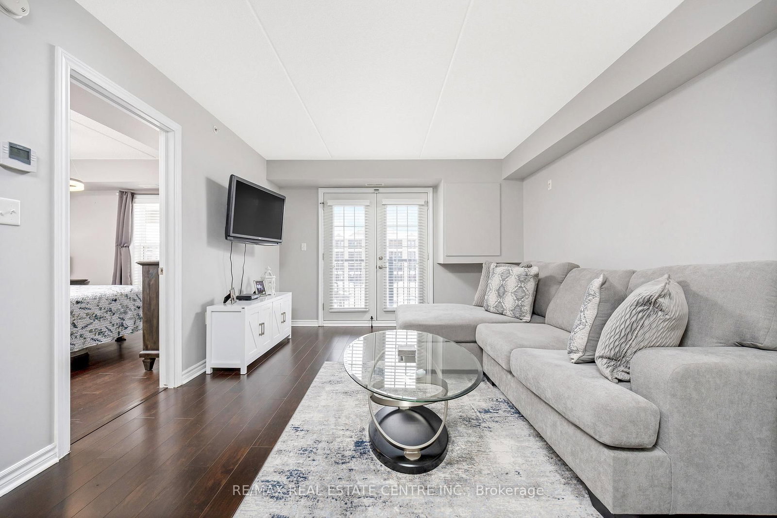 Condo for sale at 304-1360 Main Street, Milton, Ontario, L9T 7S5 - Dempsey - MLS: W12976160