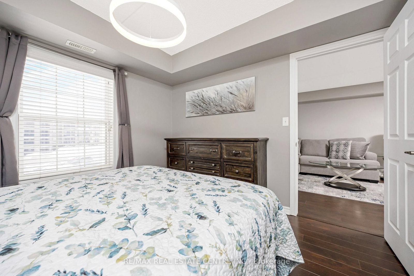 Condo for sale at 304-1360 Main Street, Milton, Ontario, L9T 7S5 - Dempsey - MLS: W12976160