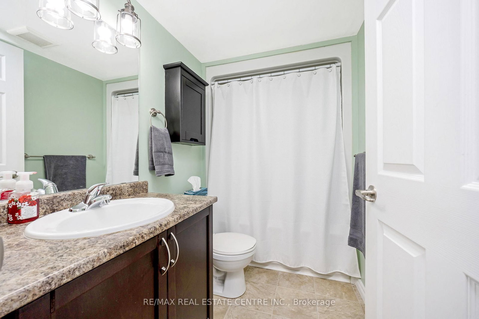 Condo for sale at 304-1360 Main Street, Milton, Ontario, L9T 7S5 - Dempsey - MLS: W12976160