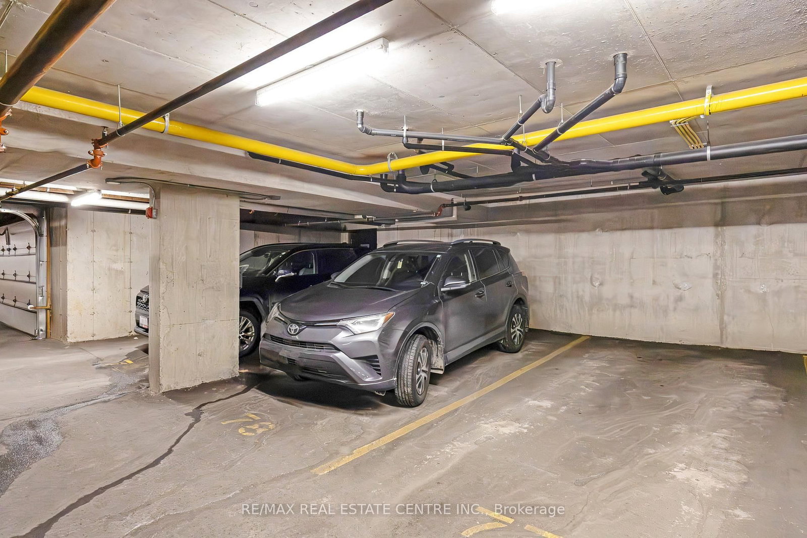 Condo for sale at 304-1360 Main Street, Milton, Ontario, L9T 7S5 - Dempsey - MLS: W12976160