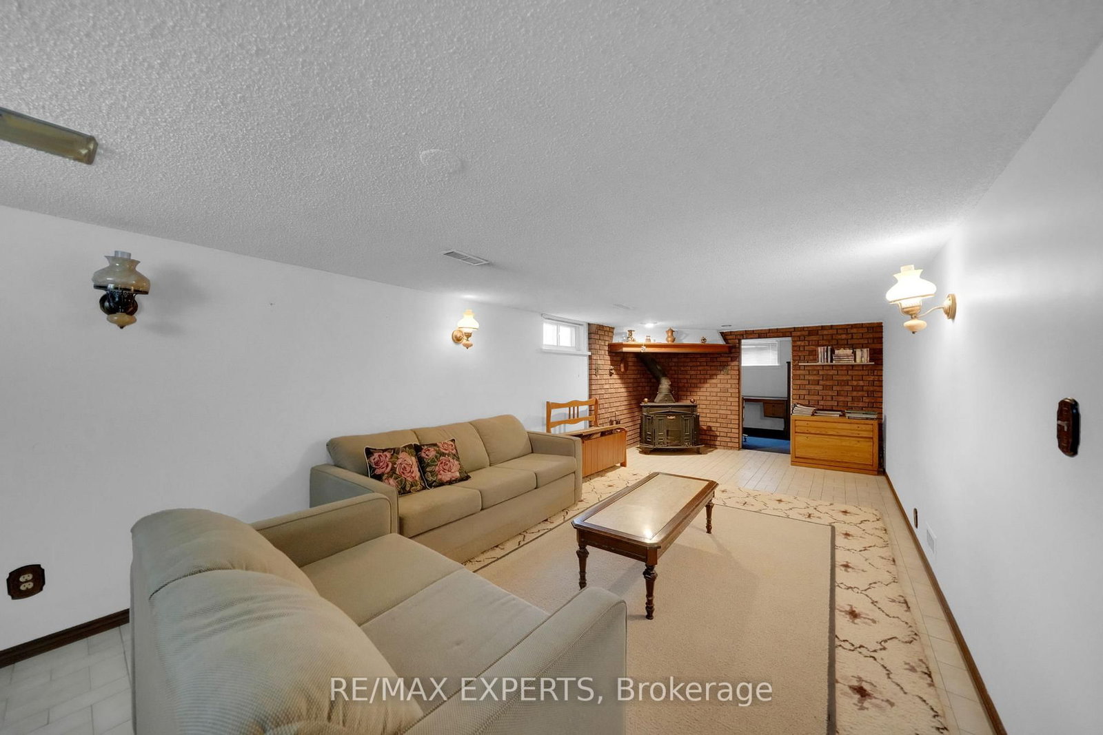 Detached House for sale at 26 Grovedale Avenue, Toronto, Ontario, M6L 1Y6 - Maple Leaf - MLS: W12976170