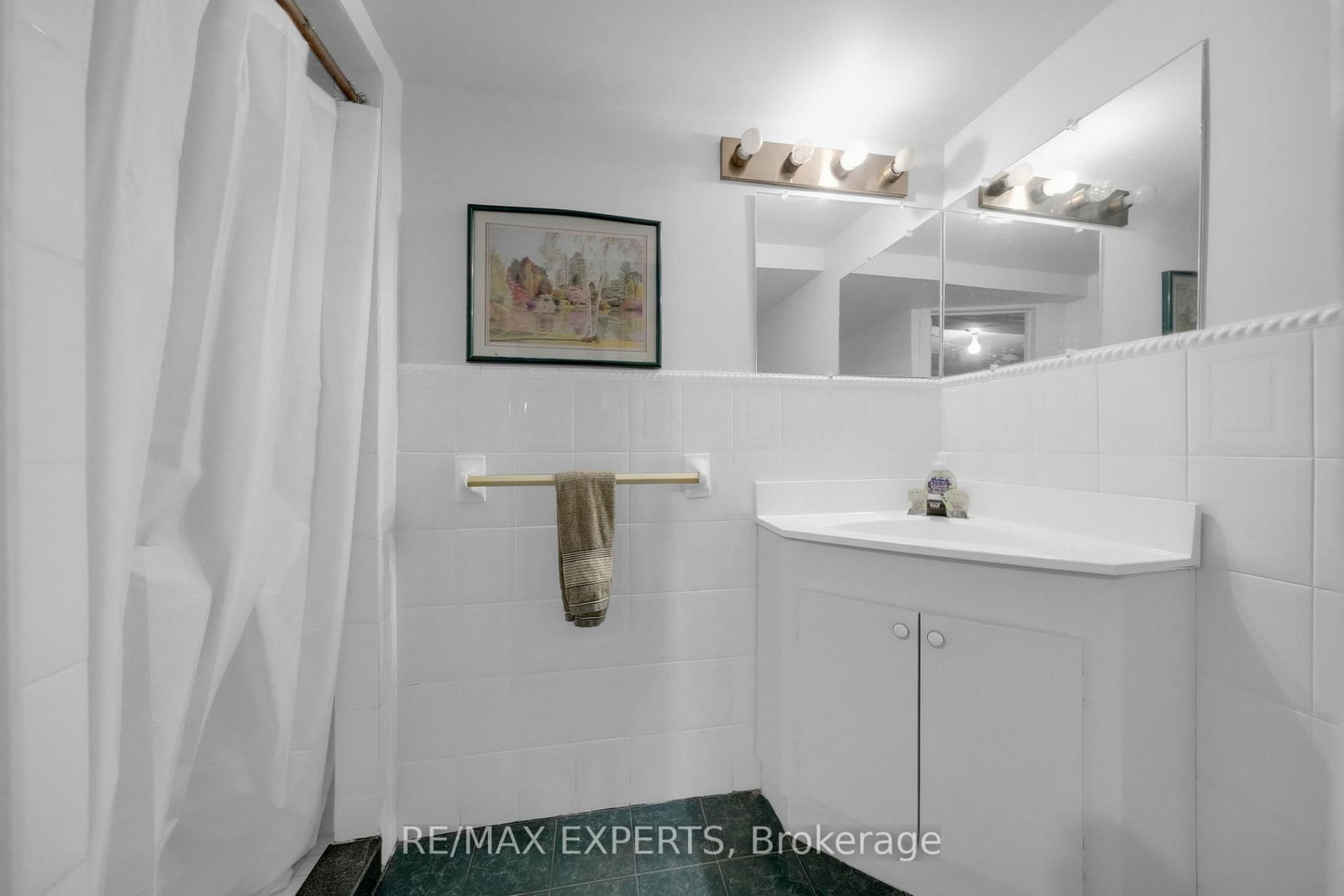 Detached House for sale at 26 Grovedale Avenue, Toronto, Ontario, M6L 1Y6 - Maple Leaf - MLS: W12976170