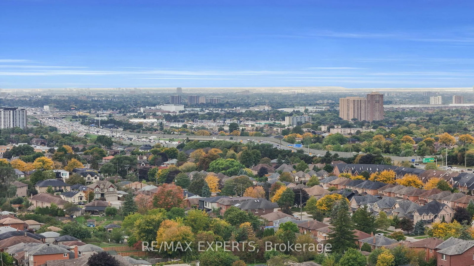 Detached House for sale at 26 Grovedale Avenue, Toronto, Ontario, M6L 1Y6 - Maple Leaf - MLS: W12976170