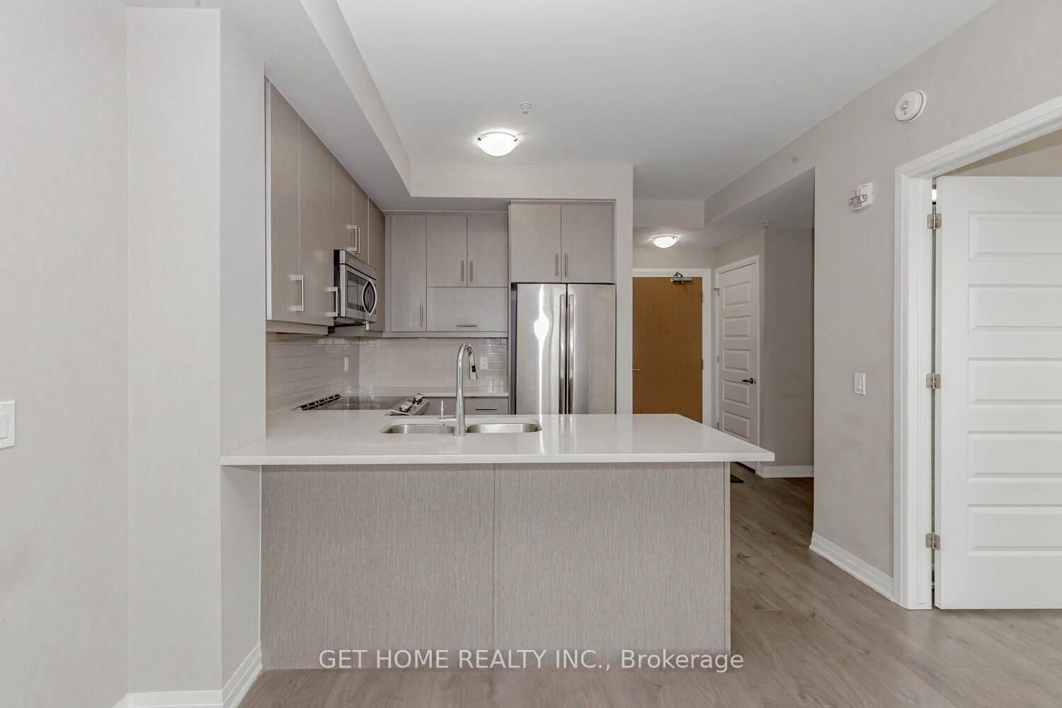 Condo for lease at 517-1105 Leger Way, Milton, Ontario, L9E 1K7 - Ford - MLS: W12976228