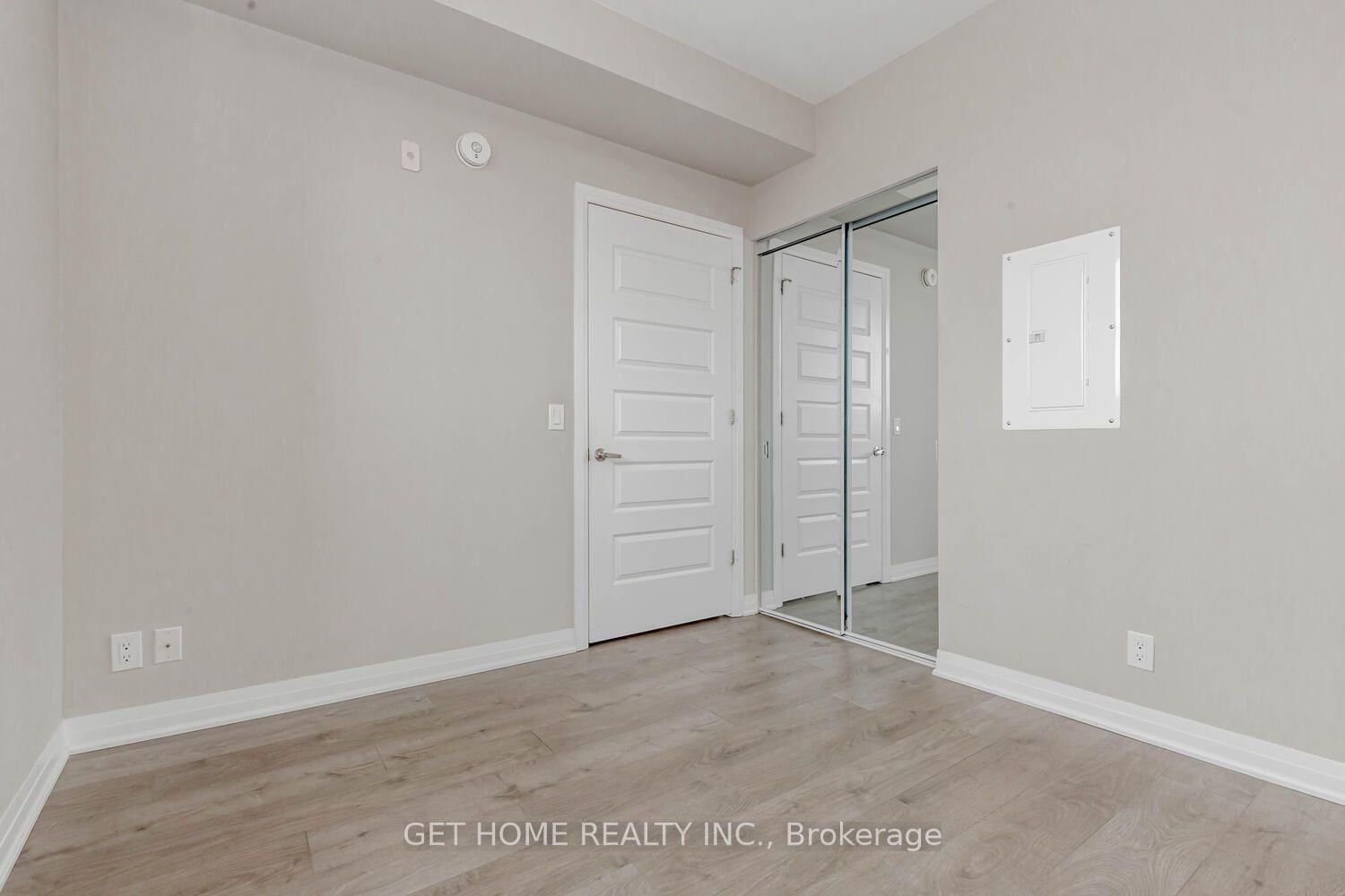 Condo for lease at 517-1105 Leger Way, Milton, Ontario, L9E 1K7 - Ford - MLS: W12976228