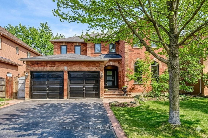 2192 Grand Ravine Dr, Oakville, Ontario