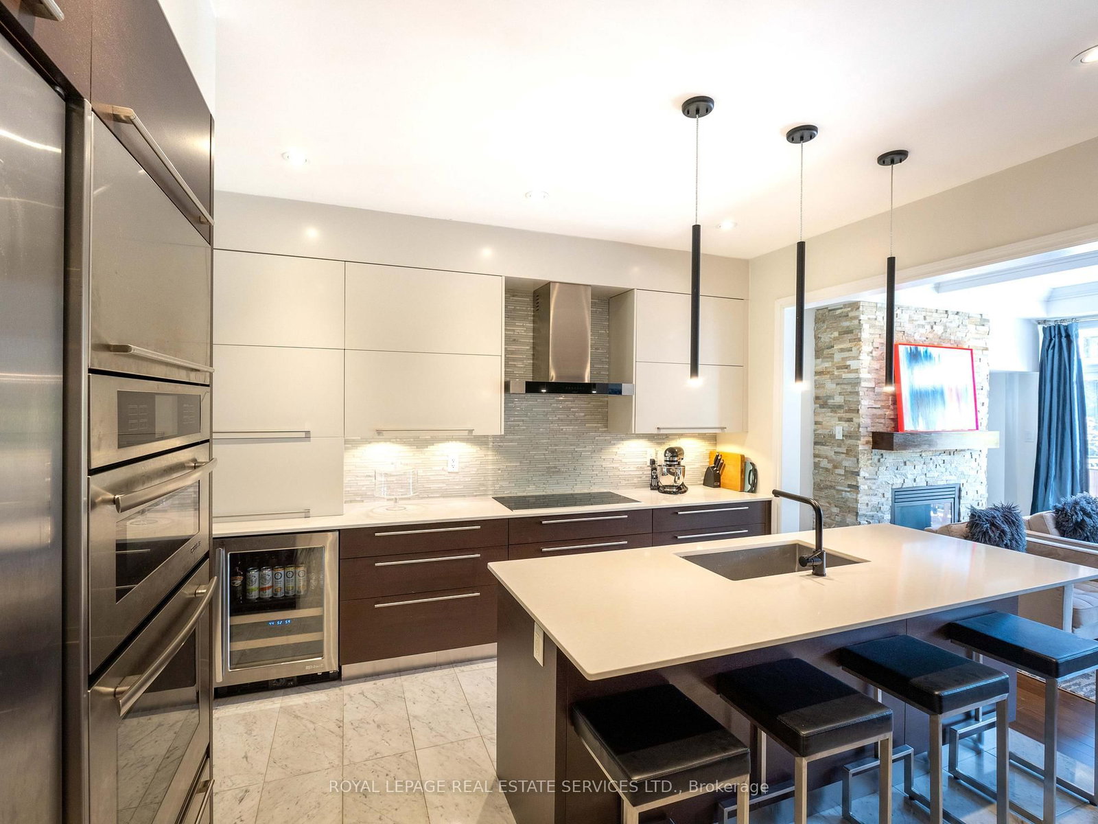 2083 Grange Drive - Photo 11