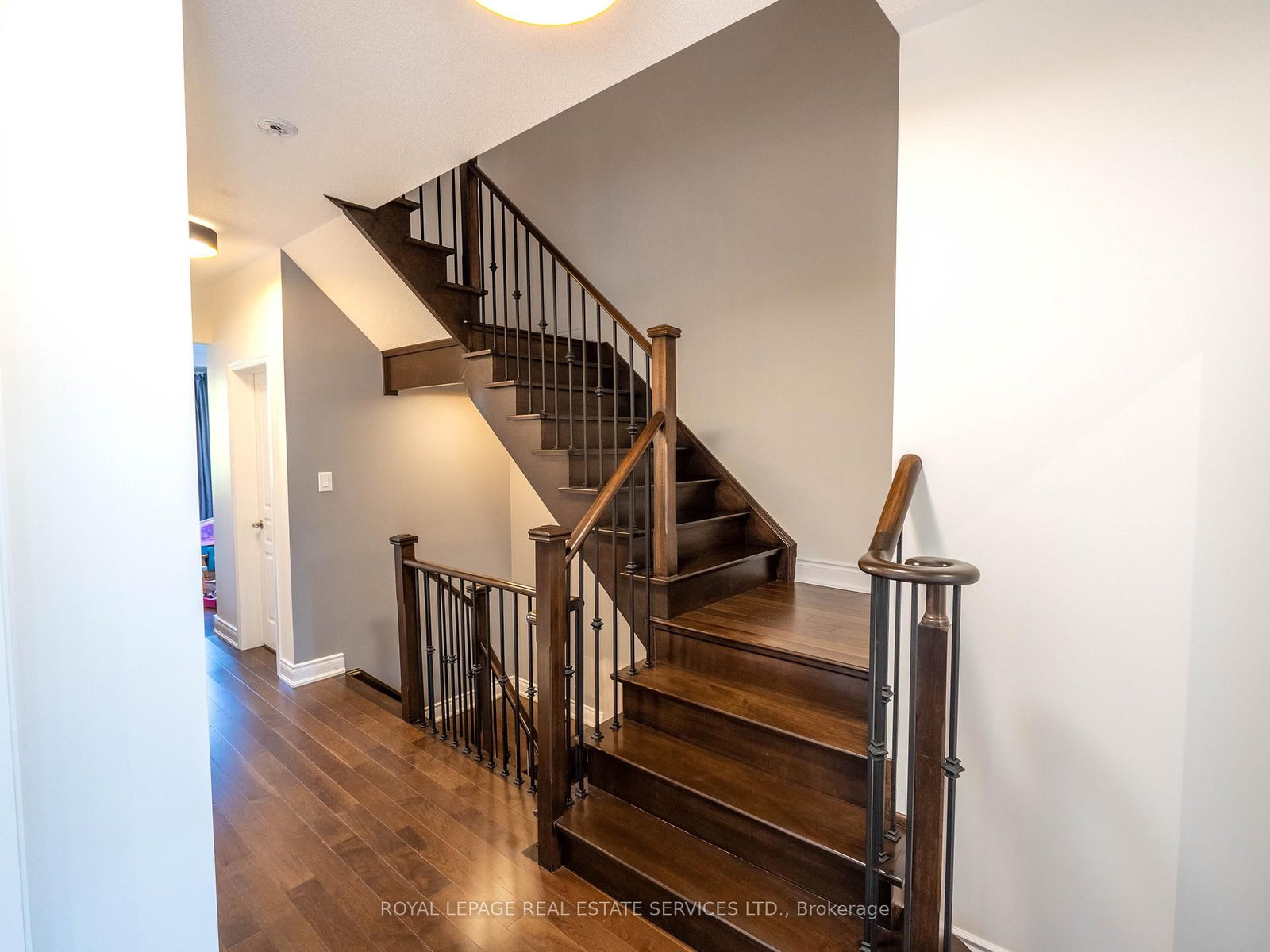 2083 Grange Drive - Photo 18