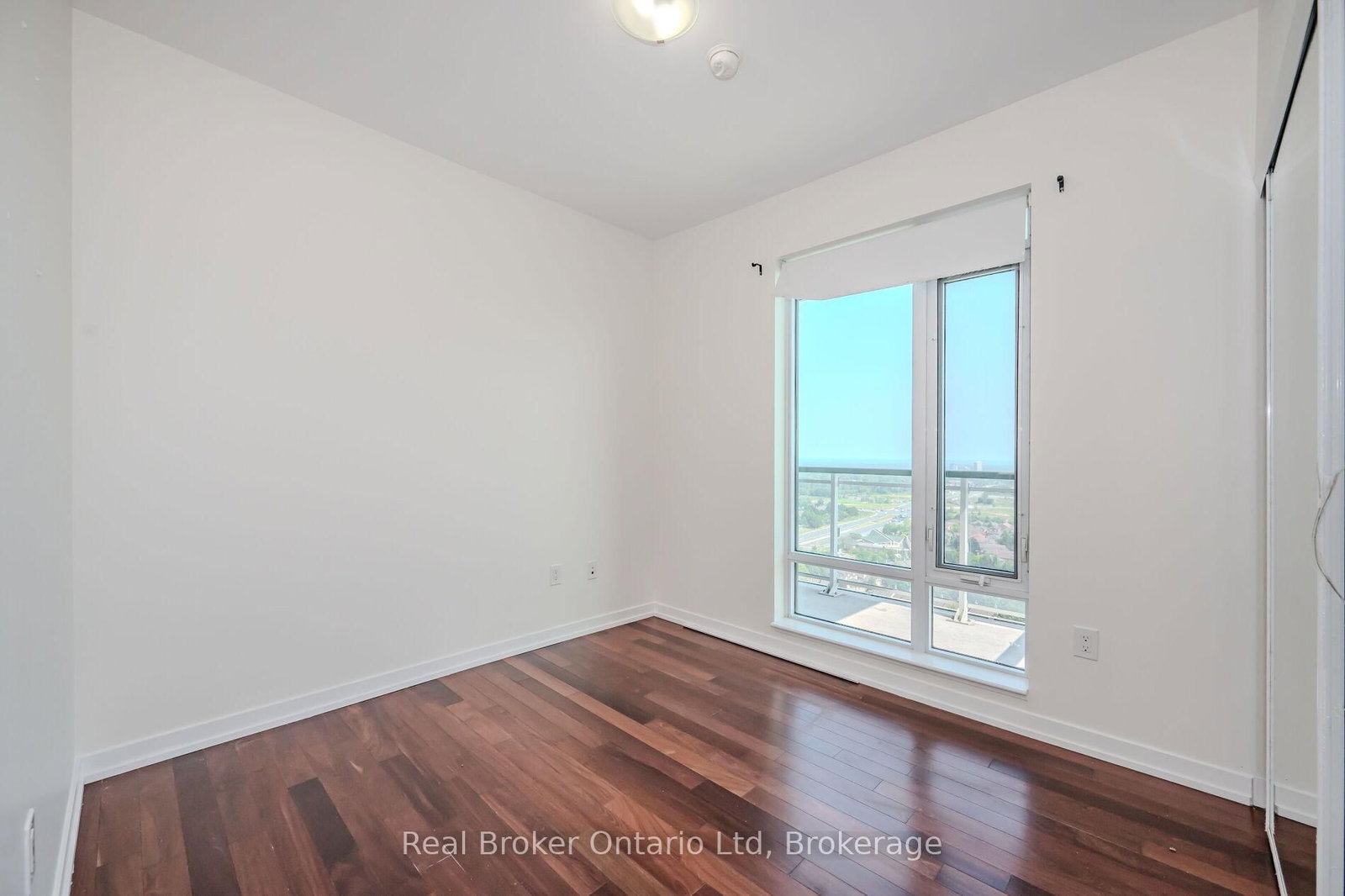 2560 Eglinton Avenue W, Unit 2104 - Photo 22