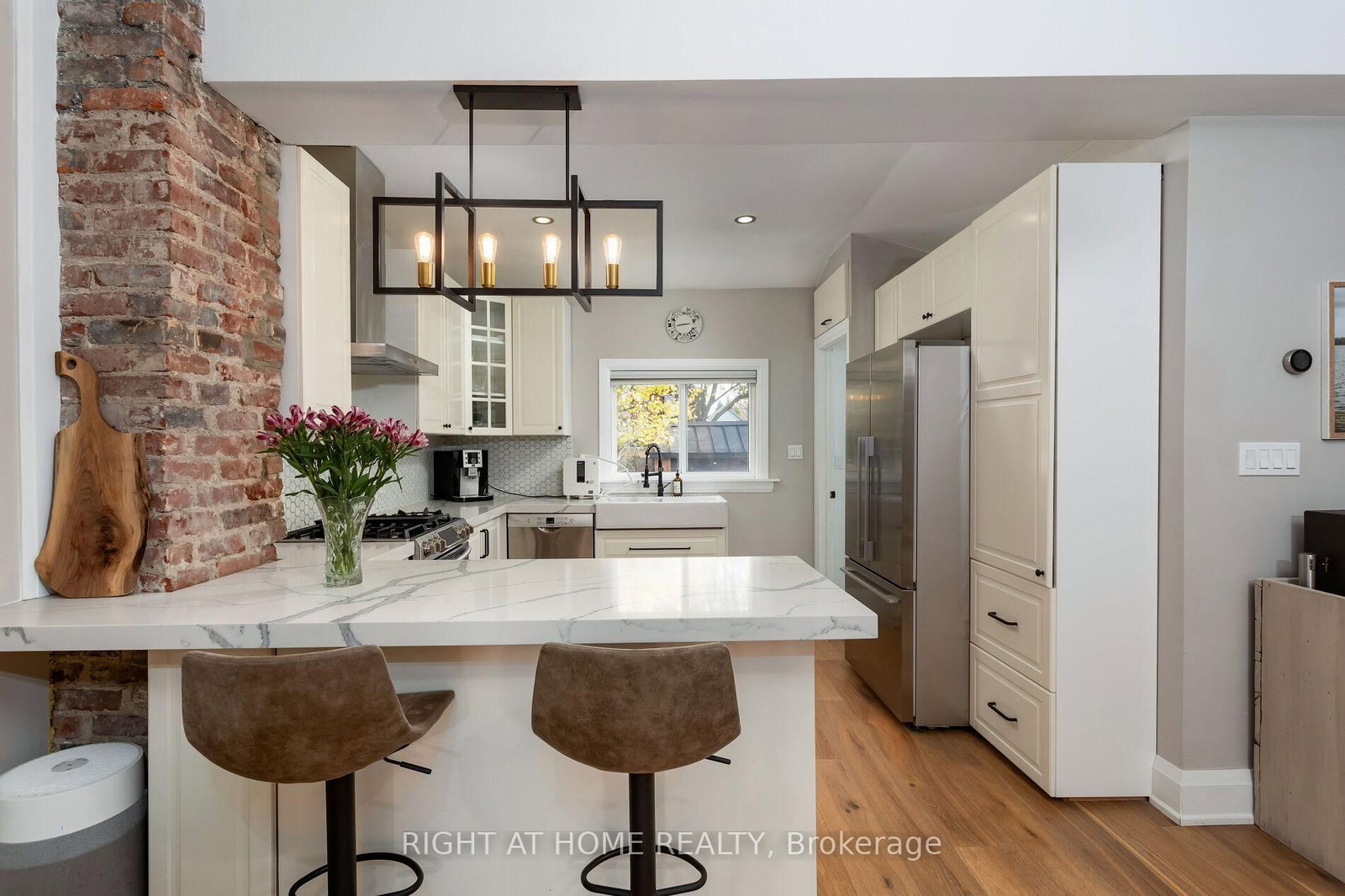 171 Islington Avenue - Photo 5