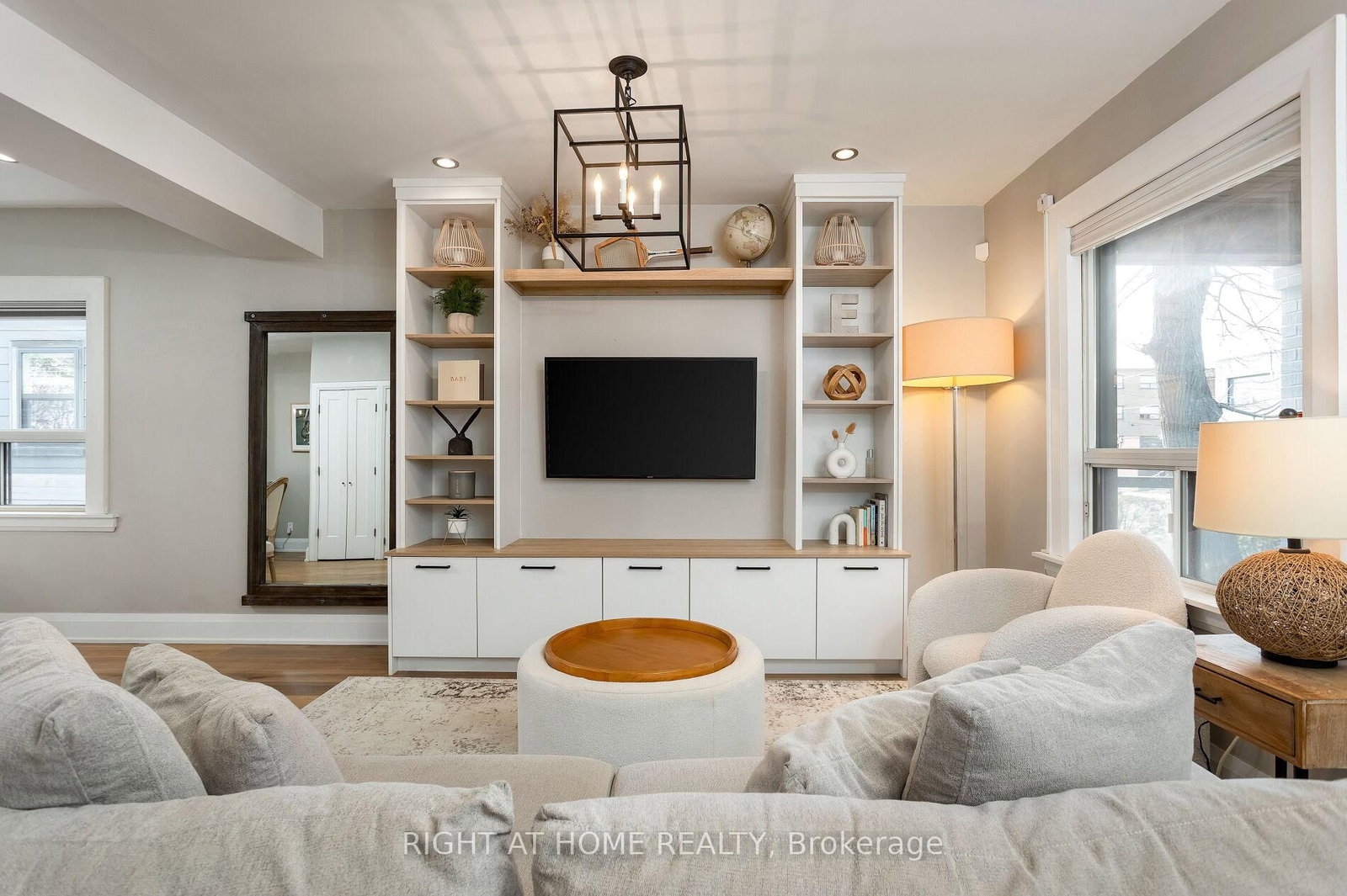 171 Islington Avenue - Photo 8