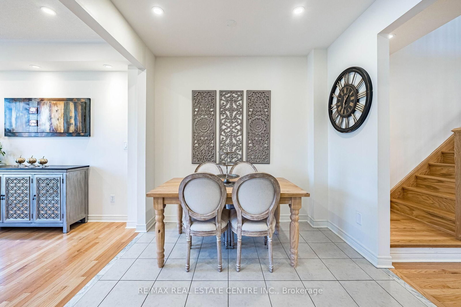 Semi-Detached House for sale at 1067 Urell Way, Milton, Ontario, L9T 8V5 - Harrison - MLS: W12976518