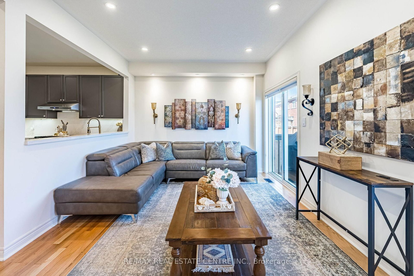 Semi-Detached House for sale at 1067 Urell Way, Milton, Ontario, L9T 8V5 - Harrison - MLS: W12976518