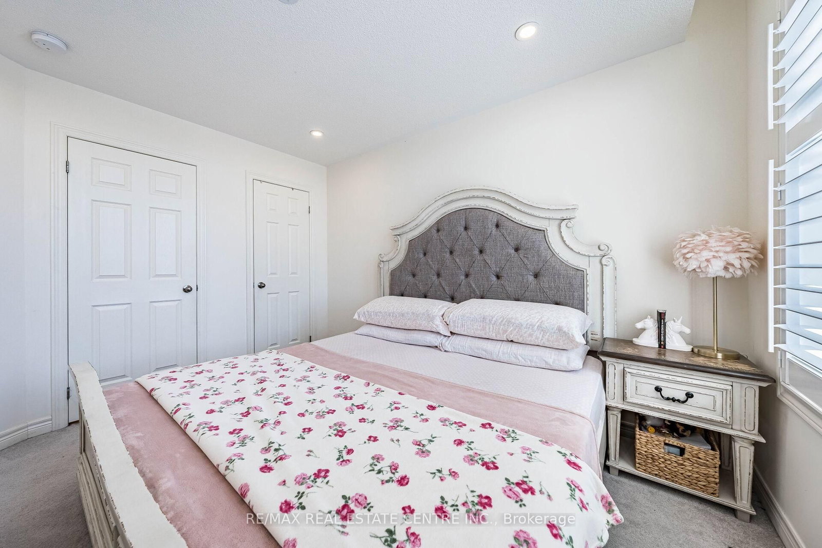 Semi-Detached House for sale at 1067 Urell Way, Milton, Ontario, L9T 8V5 - Harrison - MLS: W12976518