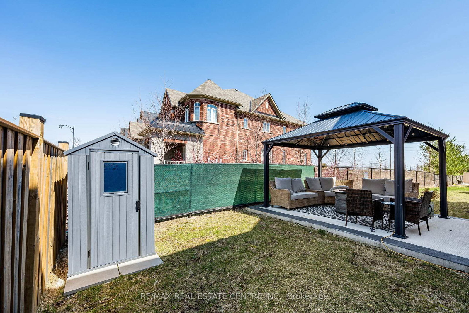 Semi-Detached House for sale at 1067 Urell Way, Milton, Ontario, L9T 8V5 - Harrison - MLS: W12976518