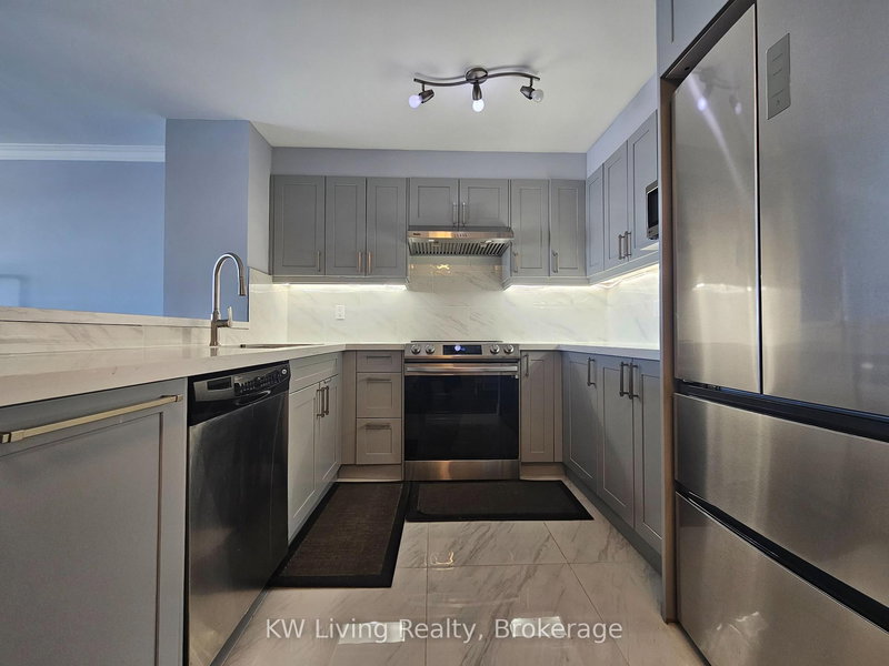 PH11 - 2155 Burnhamthorpe Rd W, Mississauga, L5L 5P4 | Image 2